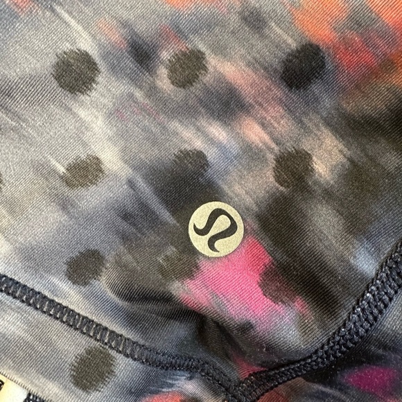 Lululemon Athletica Black and Pink Racerback Tank Top Size 4 - Picture 7 of 7